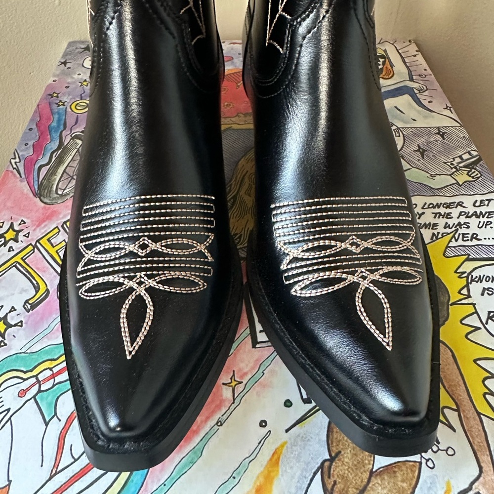Jeffrey Campbell Spiderweb western boots - Picture 2 of 7